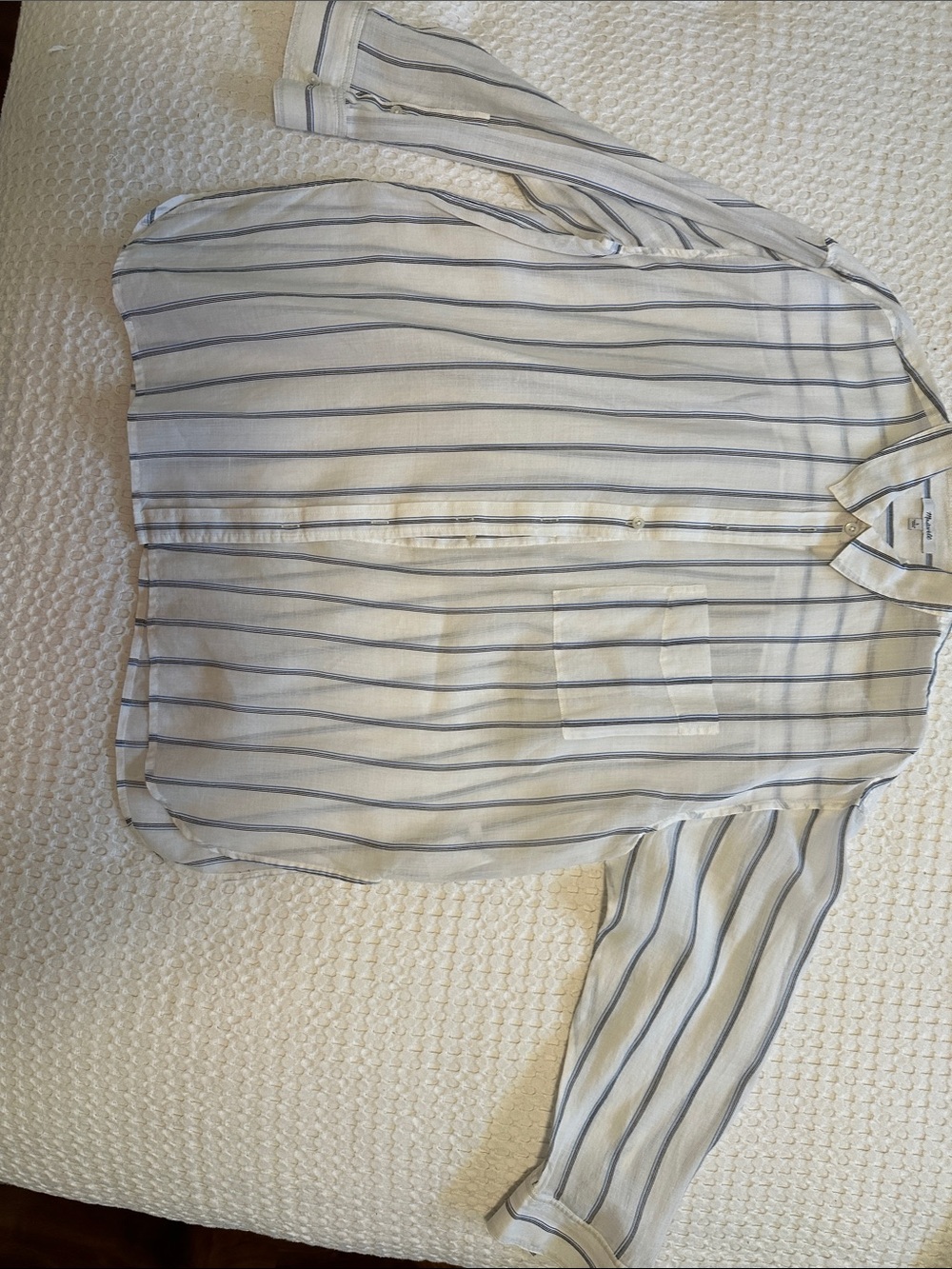 Madewell white sheer oversized Button-Down Shirt with Blue Stripes - Picture 2 of 6